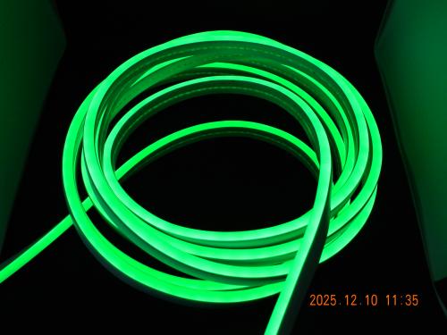 Гибкий неон Зеленый 6 мм*100 м*7.2W*12V*120D/m