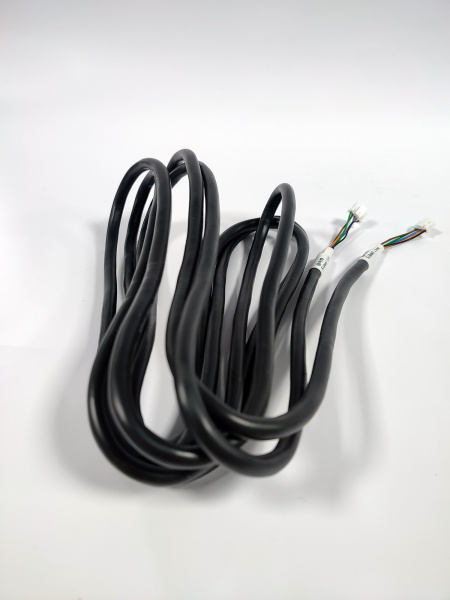 Черный кабель 5 pin 3,33м Черный кабель 5 pin 3,33м